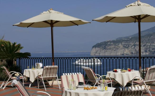 Фото отеля Grand hotel capodimonte