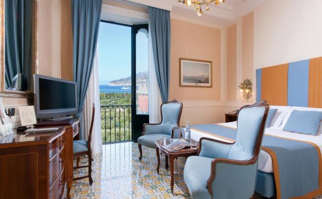 Фото отеля Grand hotel capodimonte