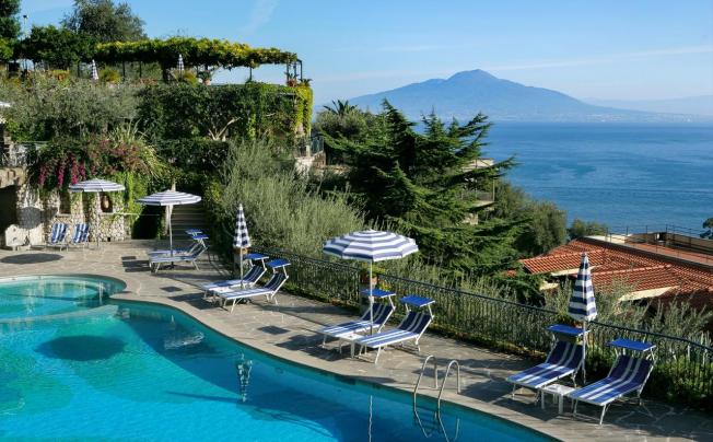 Фото отеля Grand hotel capodimonte