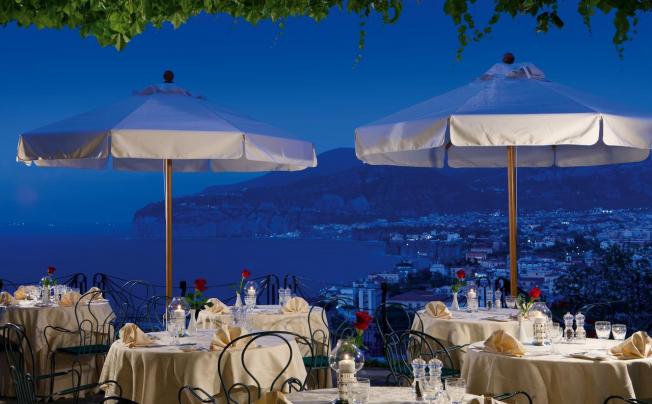 Фото отеля Grand hotel capodimonte