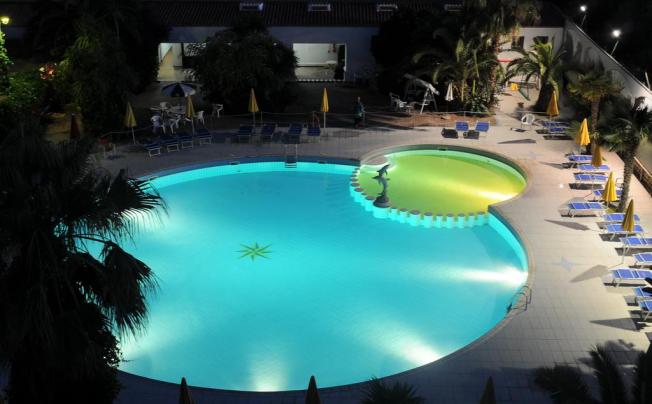 Фото отеля Marina Club