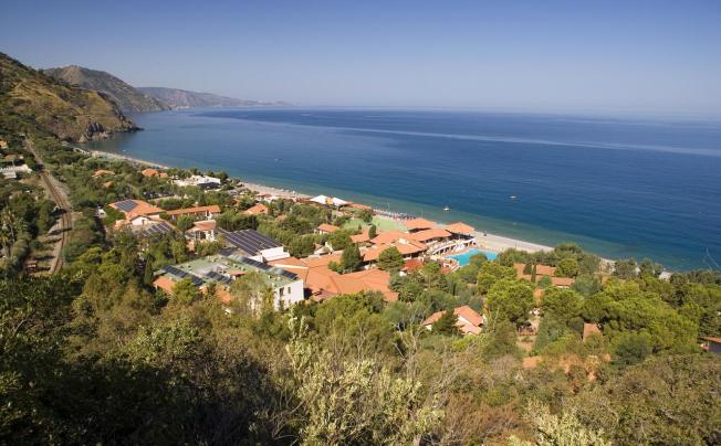 Фото отеля TH GIOIOSA MAREA VILLAGE CAPO CALAVA