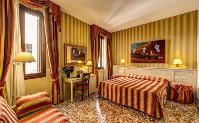 Фото отеля Bella Venezia Hotel
