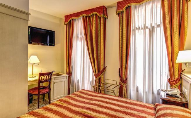 Фото отеля Bella Venezia Hotel