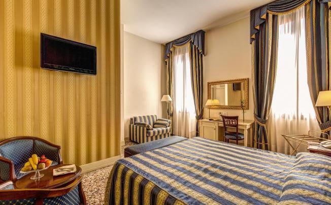 Фото отеля Bella Venezia Hotel
