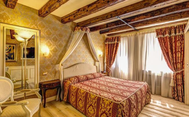 Фото отеля Bella Venezia Hotel