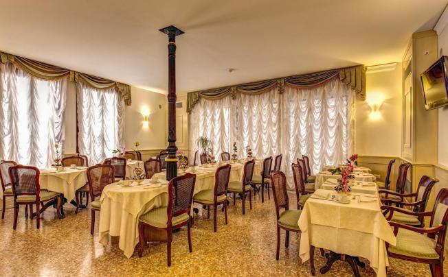 Фото отеля Bella Venezia Hotel