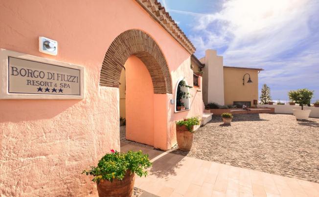 Фото отеля Hotel Borgo Di Fiuzzi Resort & Spa