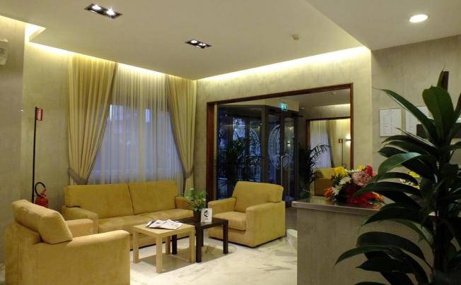 Фото отеля Consul Hotel