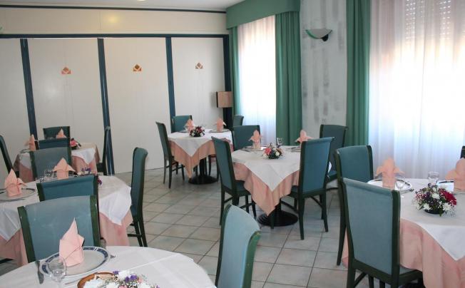 Фото отеля Mediterraneo