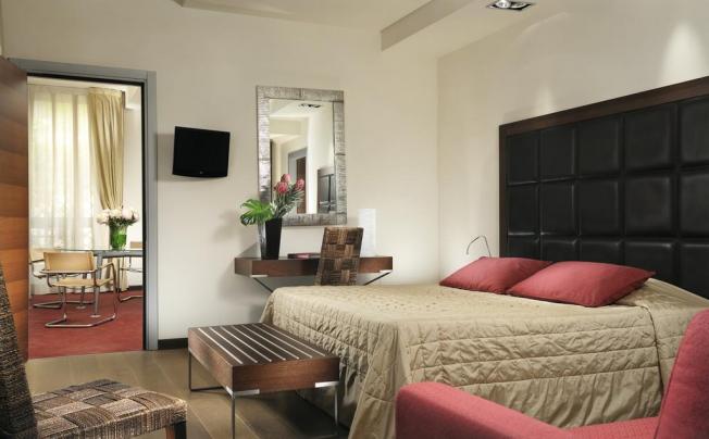 Фото отеля Athenaeum Personal Hotel