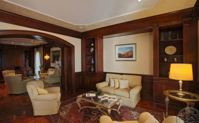 Фото отеля San Pietro Grand Hotel