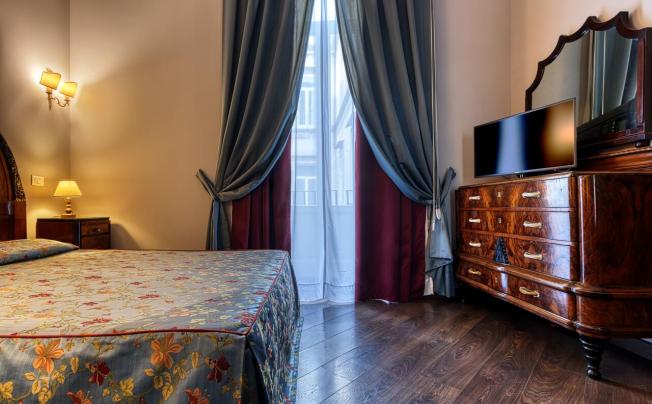 Фото отеля DECUMANI HOTEL DE CHARME