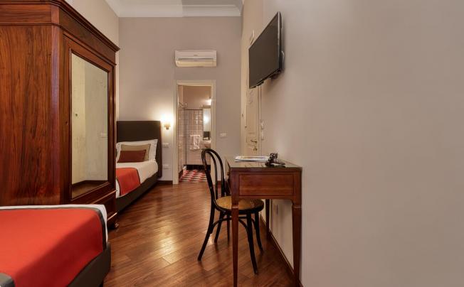 Фото отеля DECUMANI HOTEL DE CHARME