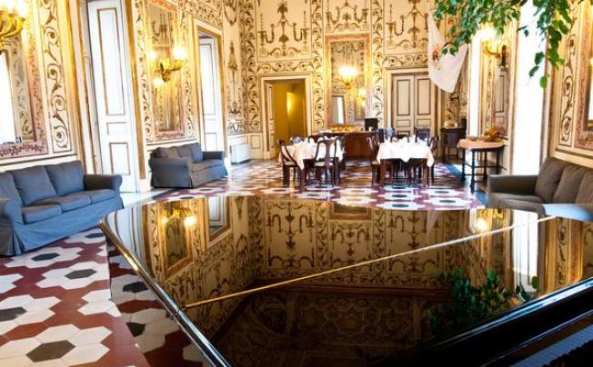 Фото отеля DECUMANI HOTEL DE CHARME