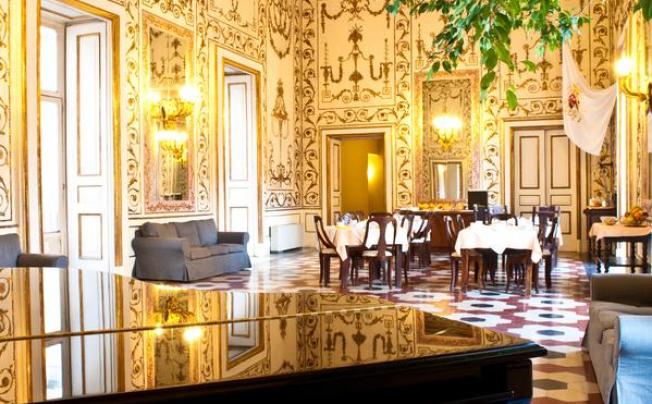 Фото отеля DECUMANI HOTEL DE CHARME
