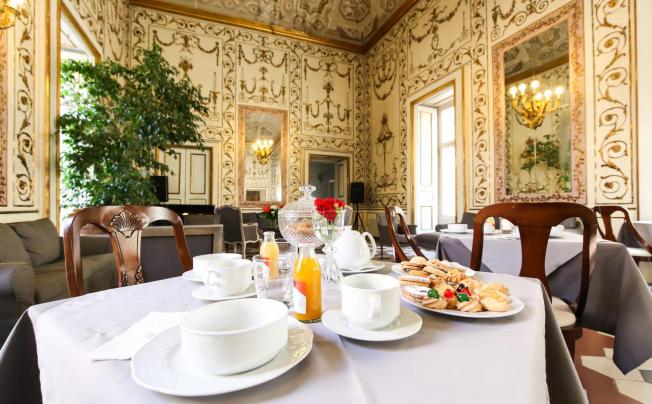 Фото отеля DECUMANI HOTEL DE CHARME
