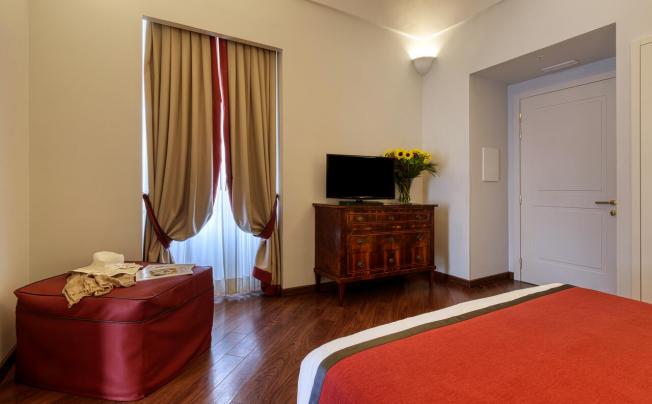 Фото отеля DECUMANI HOTEL DE CHARME