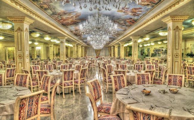 Фото отеля Alexander Palace Hotel