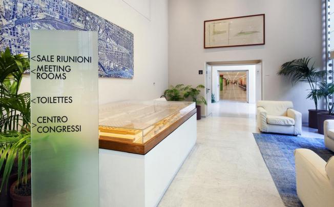 Фото отеля NH Torino Lingotto Congress