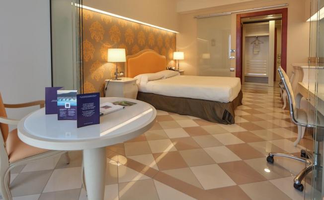 Фото отеля UNAHOTELS Expo Fiera Milano