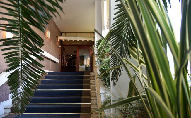 Фото отеля Anthony Hotel