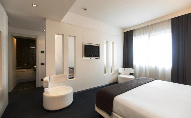Фото отеля Ih Hotel Roma Z3
