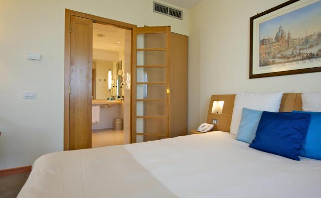 Фото отеля Novotel Roma Est