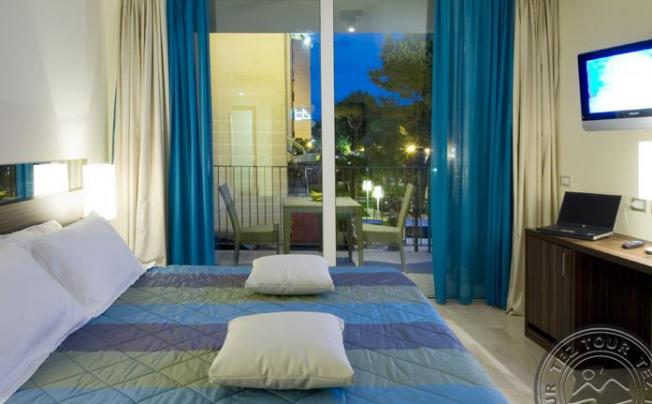 Фото отеля Mercure Lungomare