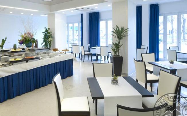 Фото отеля Mercure Lungomare