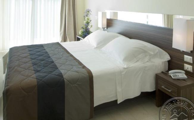 Фото отеля Mercure Lungomare