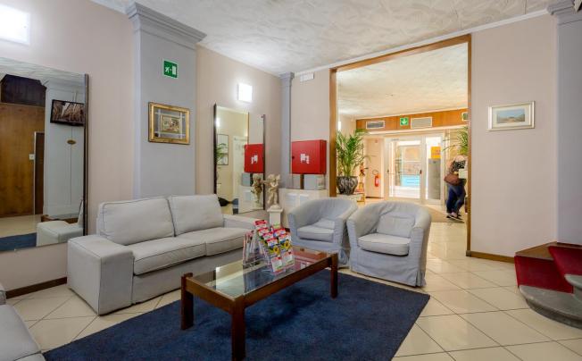 Фото отеля Basilea Hotel