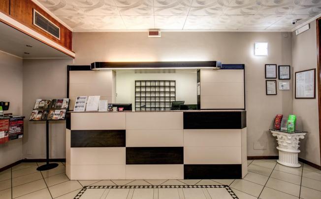 Фото отеля Basilea Hotel
