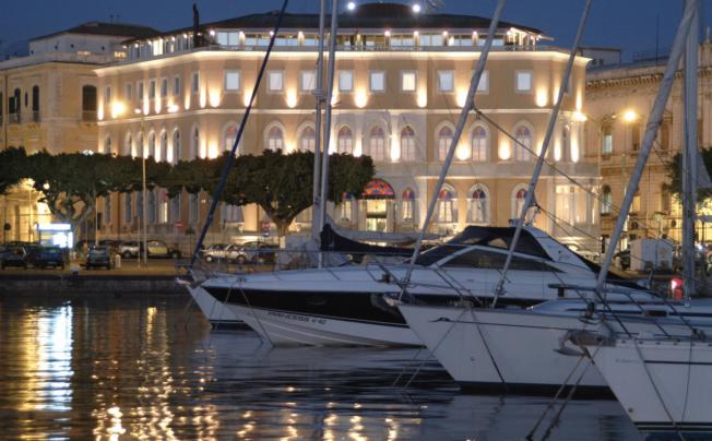 Фото отеля Grand hotel ortigia
