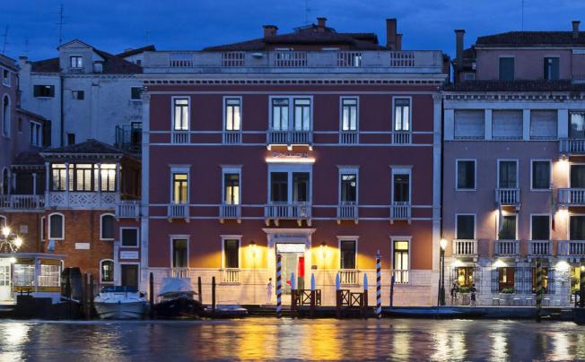 Фото отеля Nh palazzo barocci