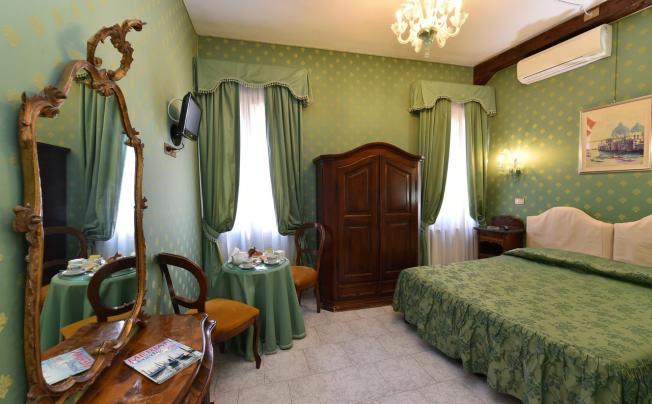 Фото отеля Hotel Villa Rosa
