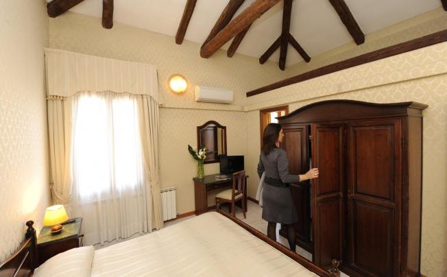 Фото отеля Hotel Villa Rosa