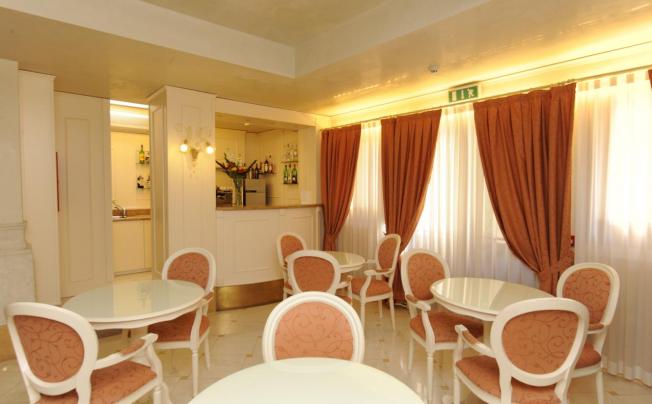 Фото отеля Hotel Villa Rosa