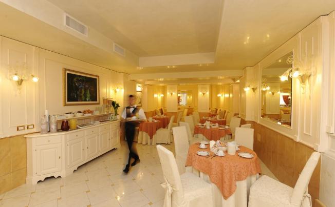 Фото отеля Hotel Villa Rosa