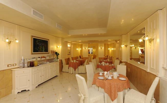 Фото отеля Hotel Villa Rosa