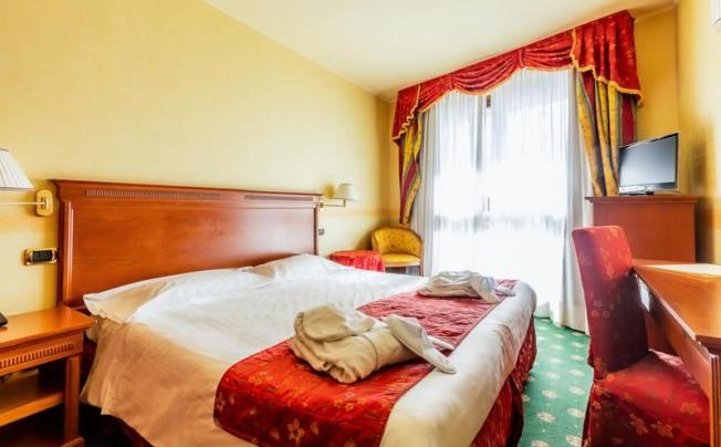Фото отеля Cristallo Hotel