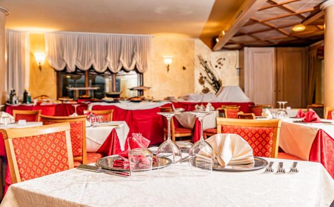 Фото отеля Cristallo Hotel