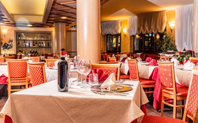 Фото отеля Cristallo Hotel