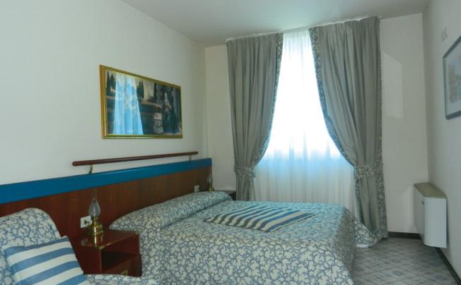 Фото отеля Holiday Aparthotel