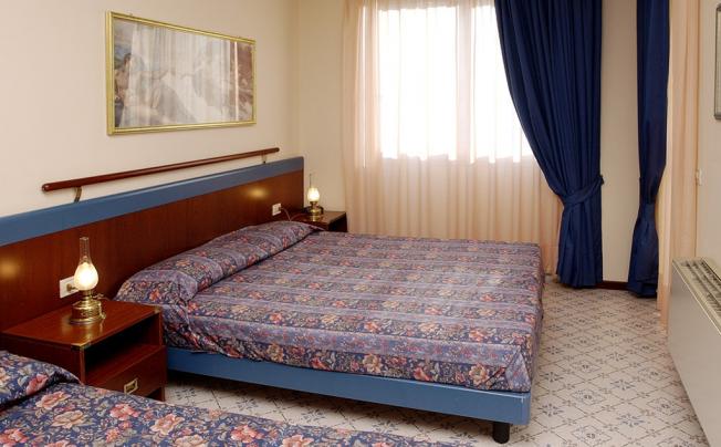 Фото отеля Holiday Aparthotel