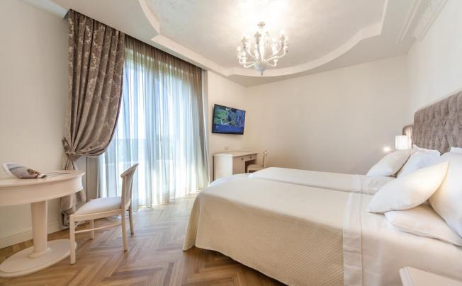Фото отеля Aurelia Hotel