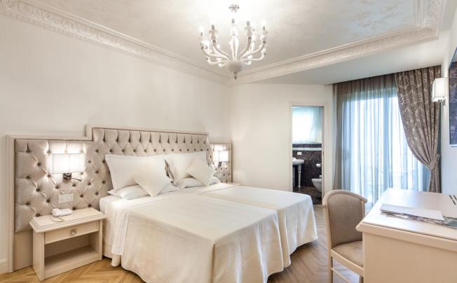 Фото отеля Aurelia Hotel