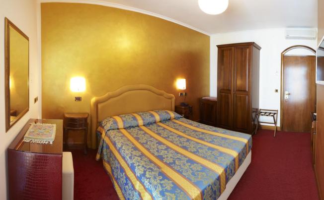 Фото отеля Termini Beach Hotel & Suites