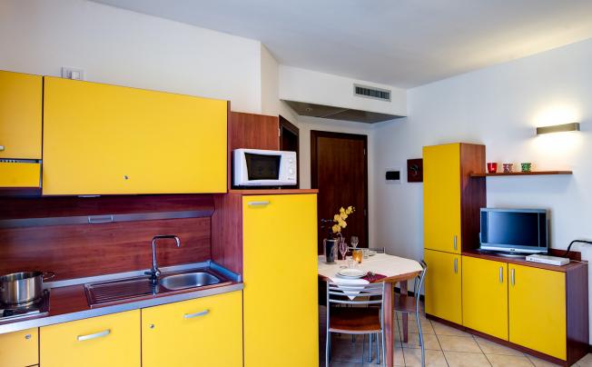 Фото отеля SHEILA APARTMENTS 