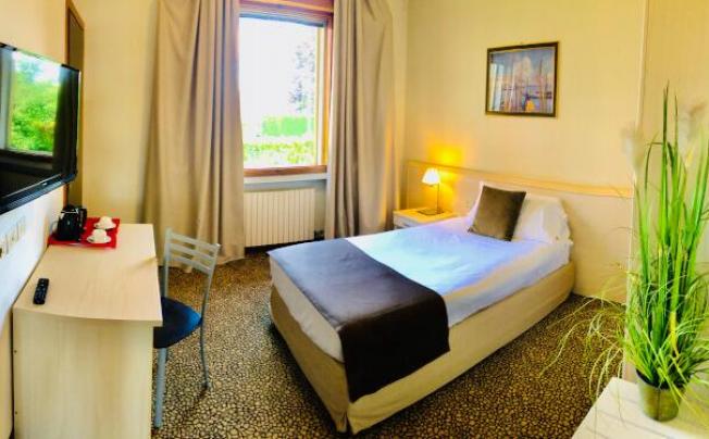 Фото отеля Antony Palace Hotel